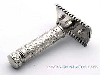 1924 Gillette New Improved Norfolk Tuckaway DE Safety Razor