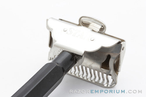 1940's Star Single Edge Razor w/ Black Plastic Handle