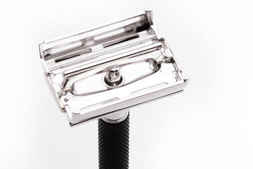 1972 Gillette Black Handle Super Speed Safety Razor  S2
