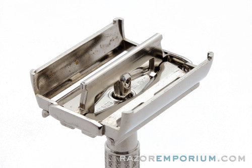 1957 Gillette C1 Flair Tip Regular Super Speed Safety Razor