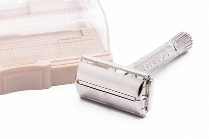 1959 Gillette Flare Tip Super Speed Double Edge Safety Razor Set