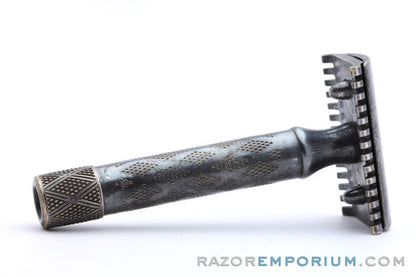 1922 Gillette New Improved Richwood Safety Razor Set - Gorgeous Patina