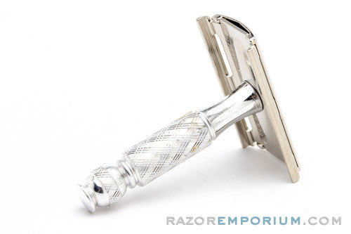 1971 Gillette Tech Travel DE Safety Razor R2