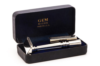 1940 Gem Micromatic "Bullet Tip" Single Edge Safety Razor Set | Original Condition