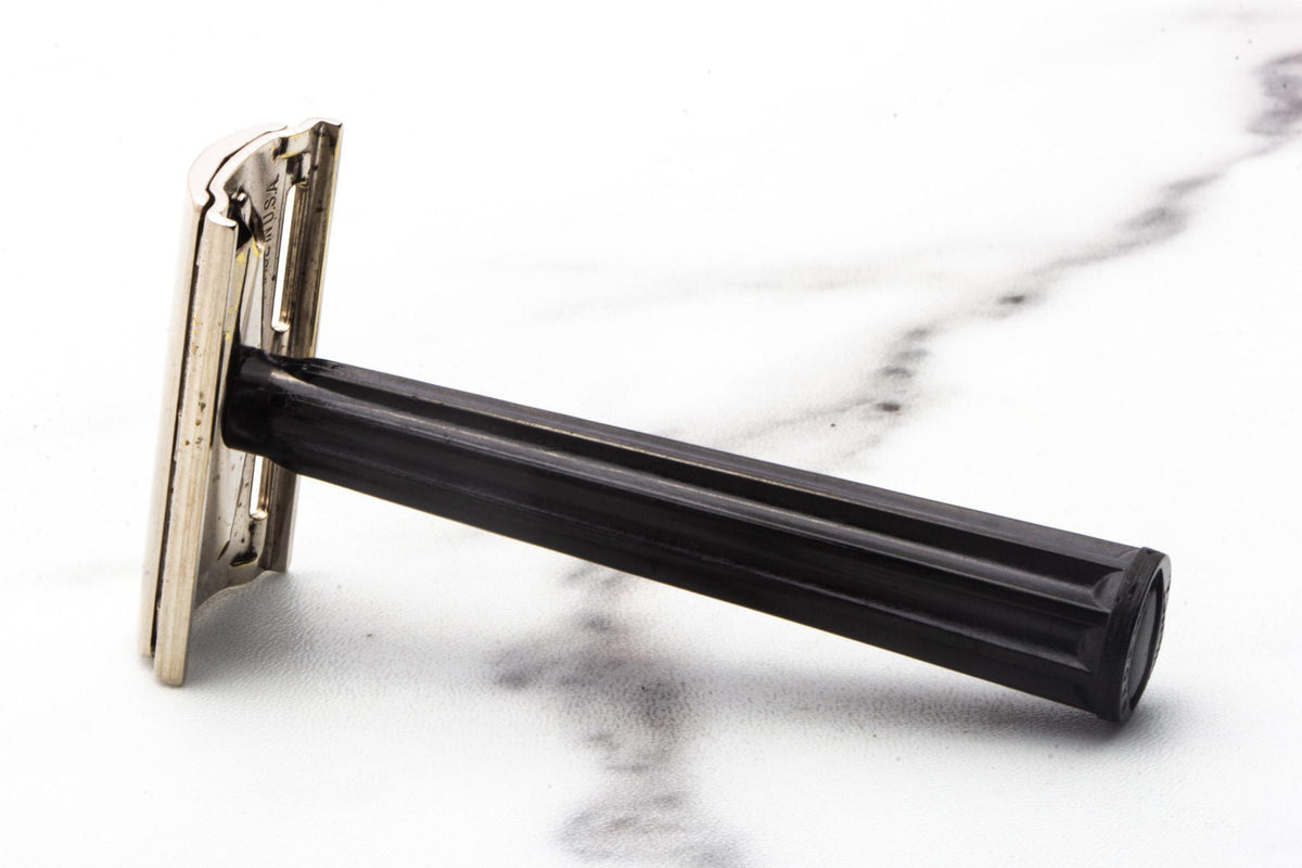 1951 W2 Gillette Tech Three Piece Double Edge Safety Razor with Black Bakelite Handle | Original Condition