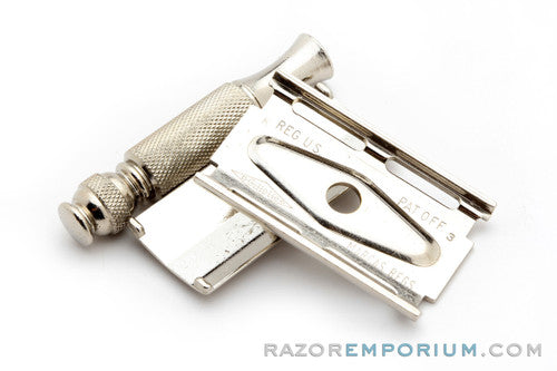 1965 Gillette Travel Tech DE Safety Razor K3