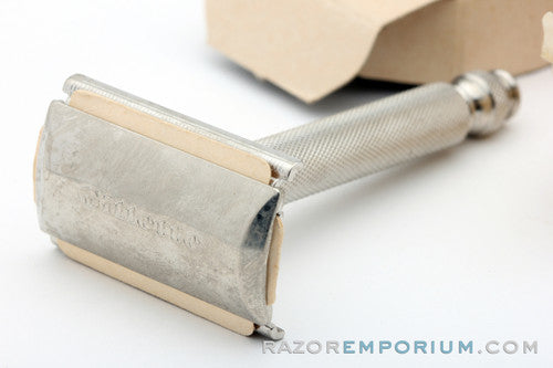 1966 Gillette NOS Ball End Tech Double Edge Safety Razor