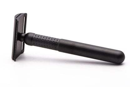Tatara | Dark Masamune Nodachi Closed Comb Stainless Steel Double Edge Safety Razor
