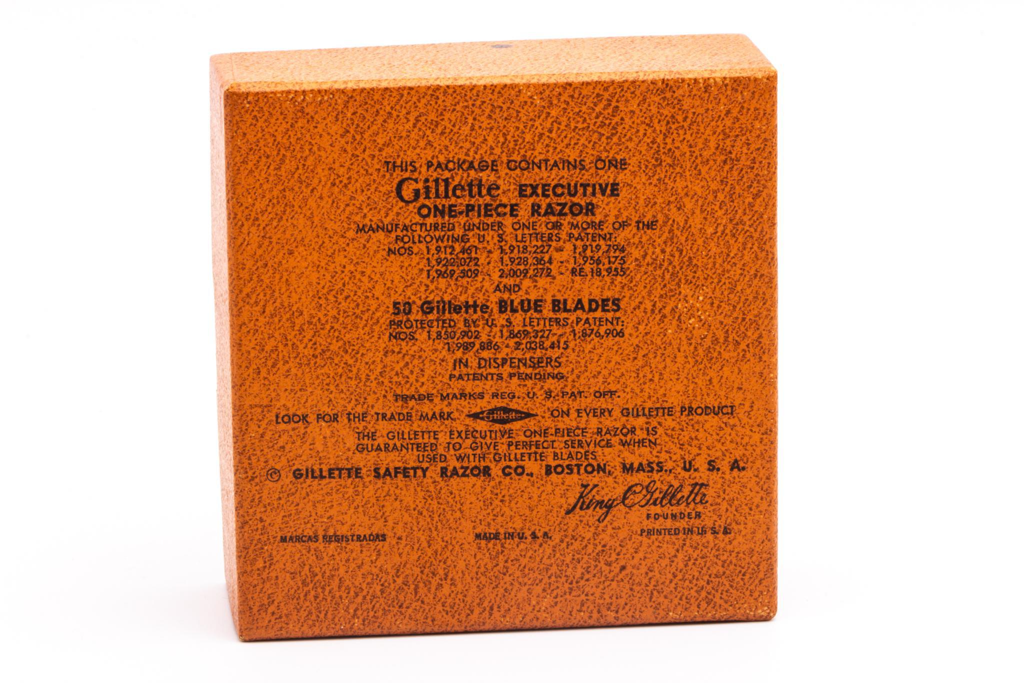 gillette exective 1948 ダチョウ革ケース付き　両刃カミソリ gillette exective 1948 ダチョウ革ケース付き 両刃カミソリ