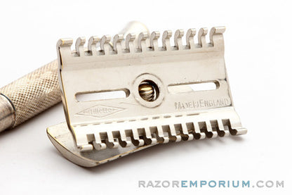 1940's Gillette Long Comb NEW Double Edge Safety Razor - Made in England