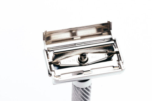 Gillette 1948 Executive DE Safety Razor Set w/ Ostrich Leather Case, Blade Bank, and Original Box