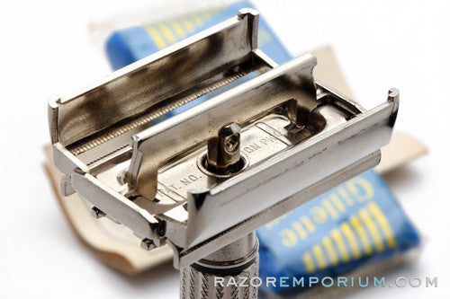 1960 Gillette $1.95 Adjustable "Bottom-Dial" Fatboy - Mint