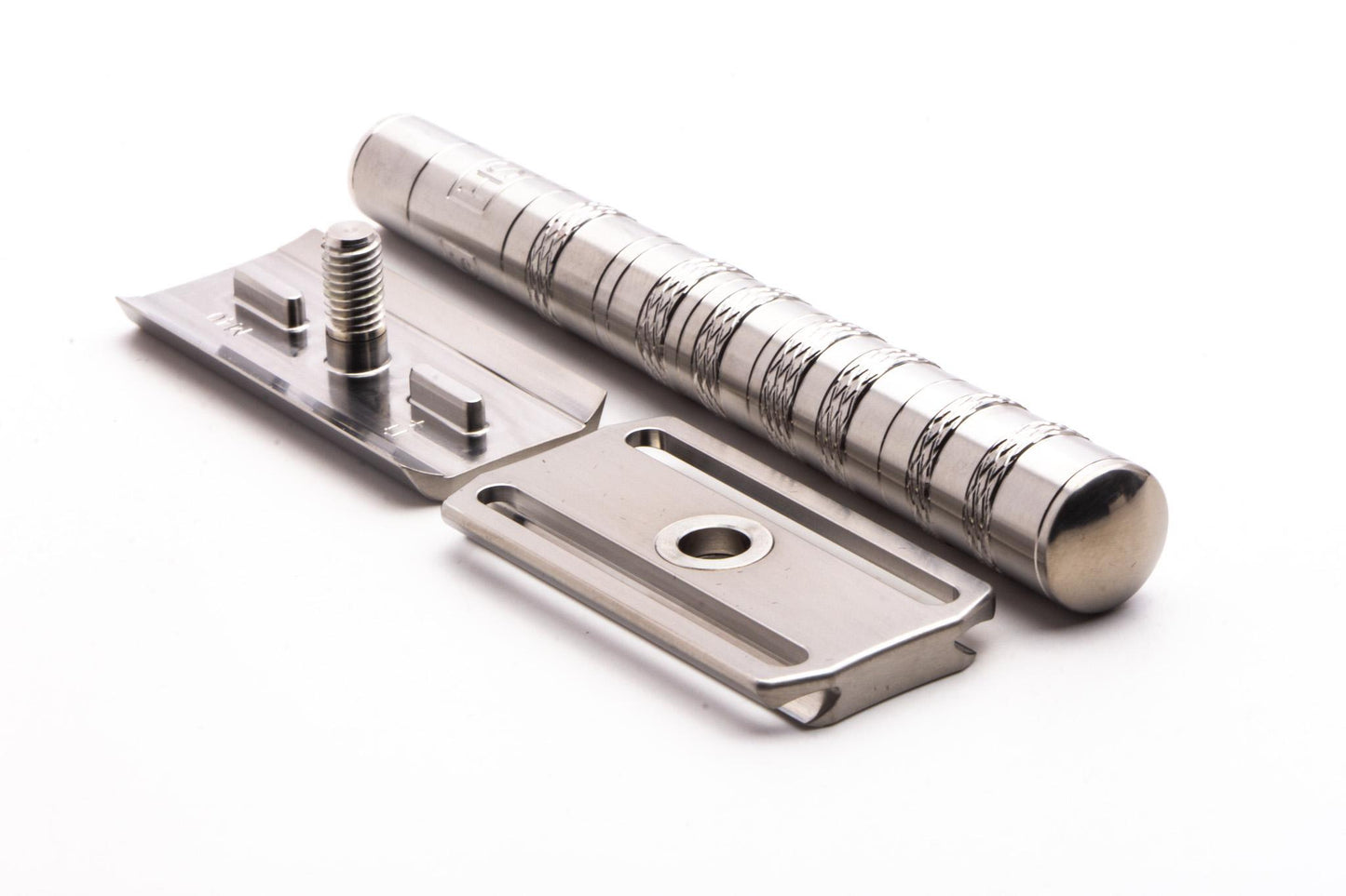 Henson Ti22 Titanium Double Edge Safety Razor | Mild - Pre Owned