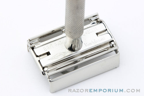 1940s Gillette British Rocket DE Safety Razor - Excellent