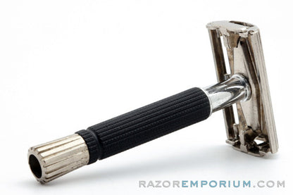 1967 Gillette Black Handle TTO Super Speed Safety Razor M4