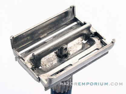 1968 N3 Gillette Knack TTO DE Safety Razor