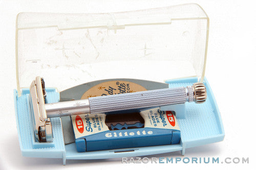 1963 I1 Gillette Blue Star Lady Gillette DE Safety Razor w/ Case & Blade Bank