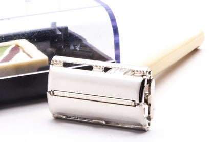 Astra 901 Double Edge Safety Razor Set | Original Condition