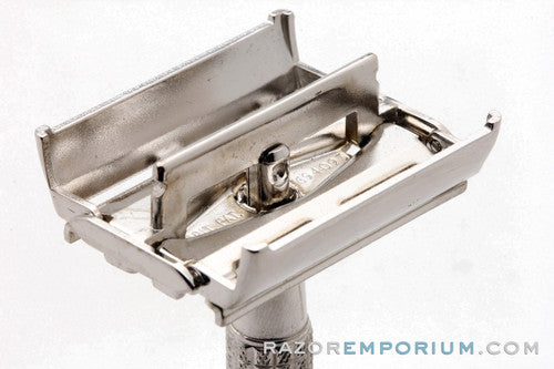 1960s Gillette Giromatic Flare Tip Rocket Safety Razor Set