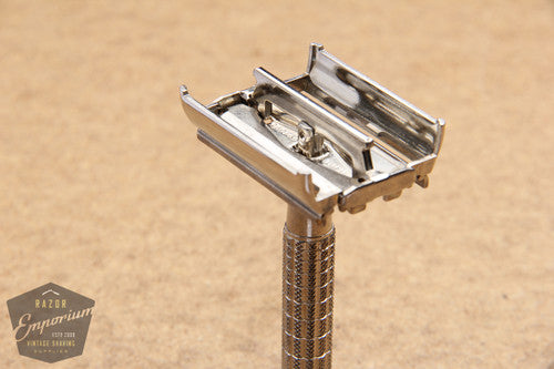 Gillette Rocket Razor Gillette 1950's Flair Tip Rocket Super Speed Safety Razor - Made in En ...