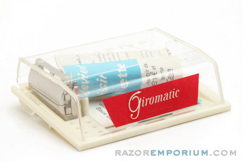 1960's Gillette Giromatic Flare Tip Rocket Safety Razor New Old Stock