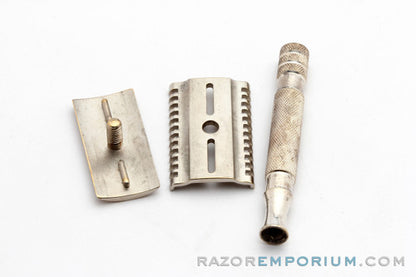 1940's Gillette Long Comb NEW Double Edge Safety Razor - Made in England