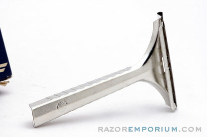 1990's Kai Silver Instant Shave Pak with After Cream