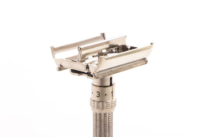 1964 L1 Gillette Slim Adjustable Double Edge Safety Razor Set |  Original Condition