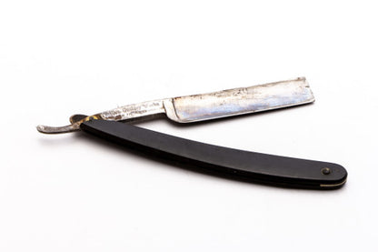 5/8" Griffon " Carbo Magnetic" Classics on Clearance Straight Razor