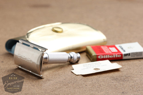 Gillette 1968 Tech Travel DE Safety Razor N2 Marcas Regs W Gold Case