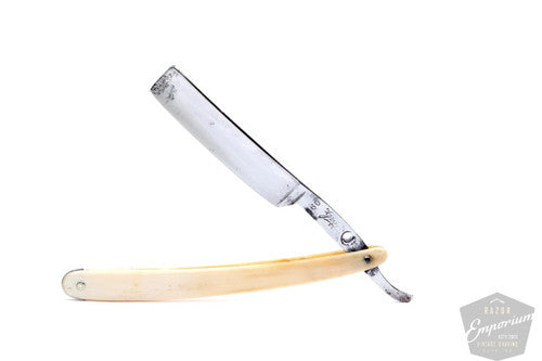 9/16'' Griffon Cutlery Hollow Ground Bone Scale Straight Razor