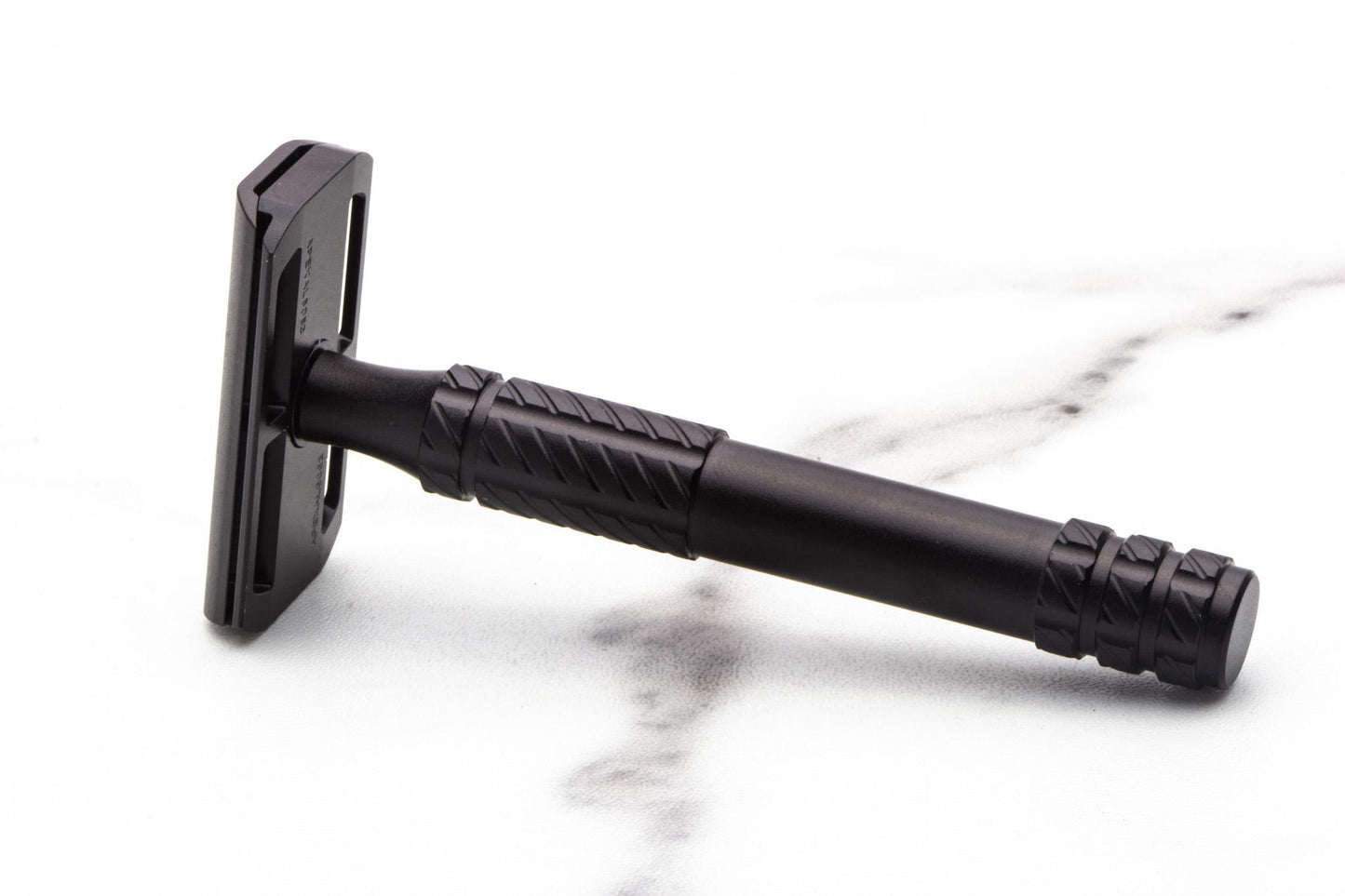 Ayslworth Razor | APEX-AL Double Edge Safety Razor - Jet Black Predator