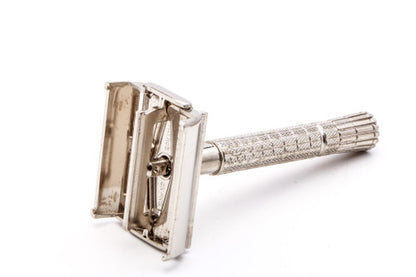 1953 B3 Gillette Regular Flare Tip Super Speed Safety Razor Set With Case and Advertisement
