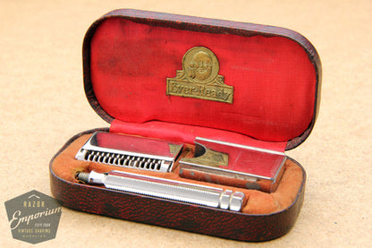 Ever Ready 1912 Style Single Edge Safety Razor in Red Leather Box
