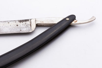 5/8" Clauss Straight Razor