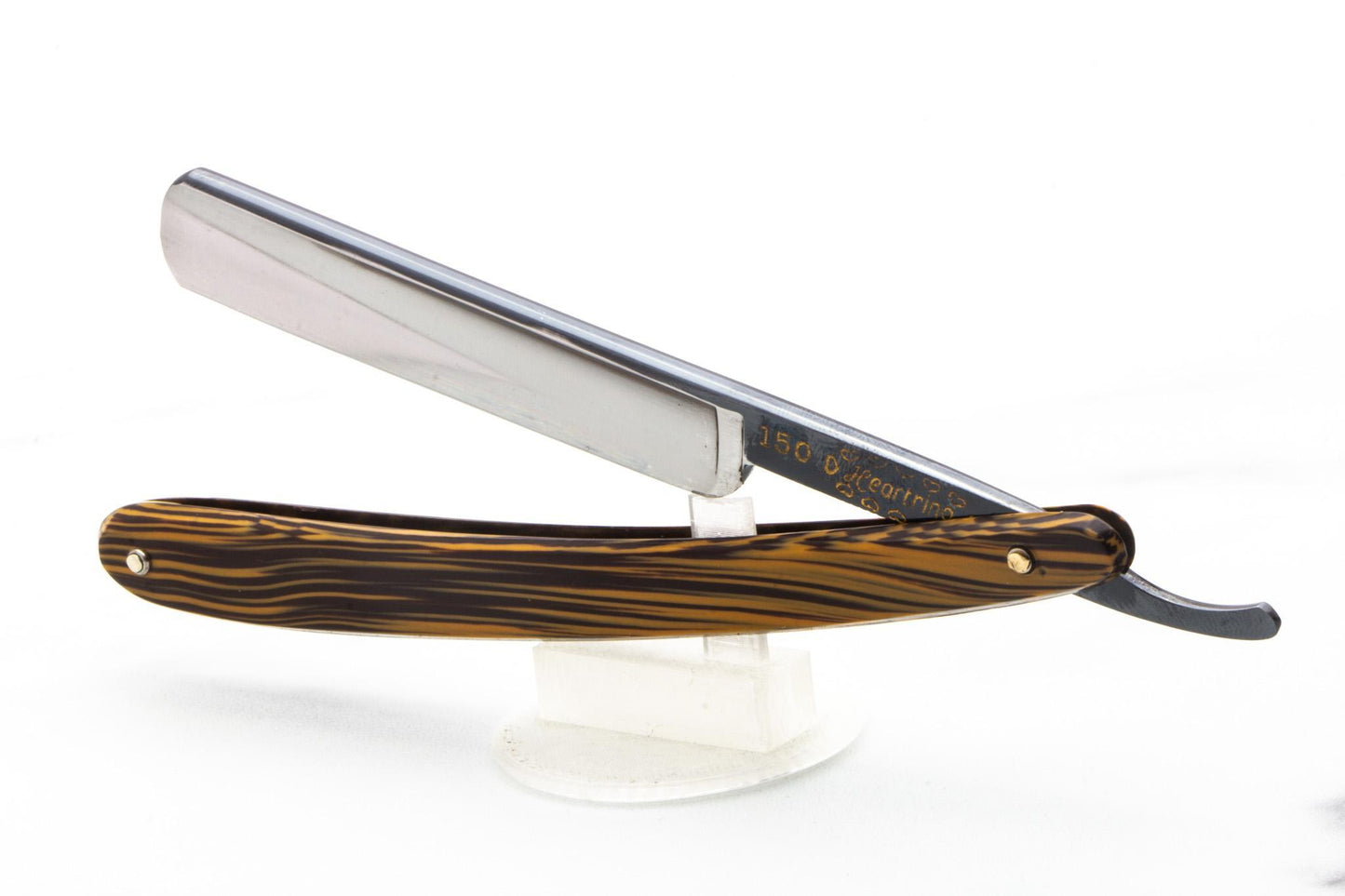 3/16" Vintage Restored Heart Ring Straight Razor