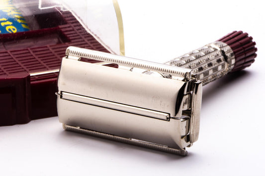 1957 B2 Gillette Heavy Red Tip Super Speed Safety Razor Set | Original Condition