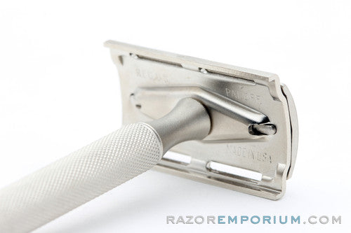 1940's Gillette Ball End Tech DE Safety Razor Satin Nickel