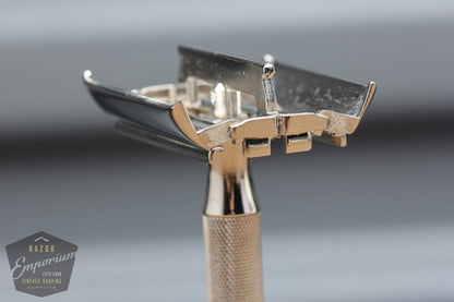 Gillette 1940's Notched Original Super Speed (DE) Safety Razor W2 - * Revamped- Nickel
