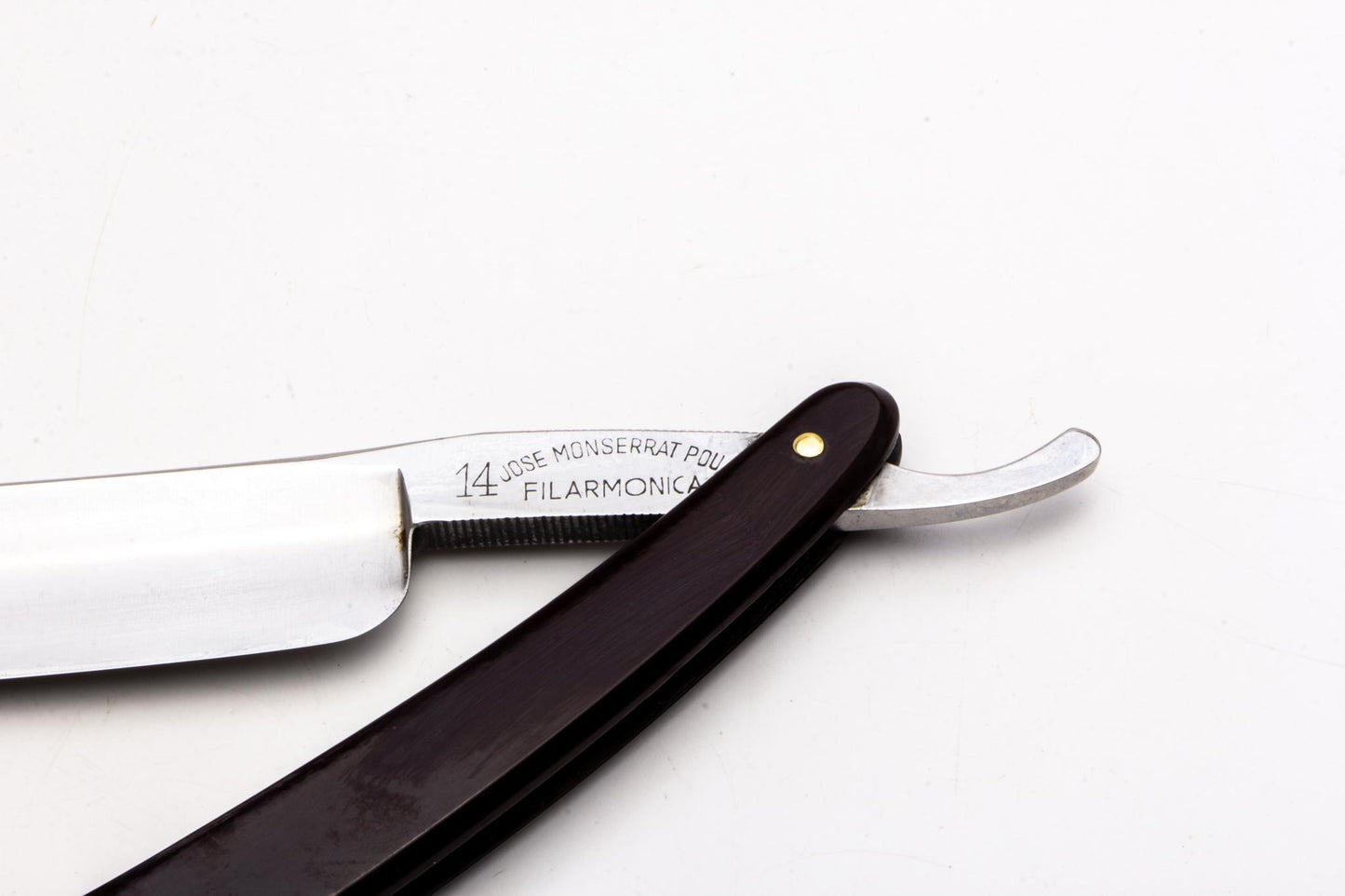 7/8" Filarmonica 14 Sello De Oro Jose Monserrat Pou  Straight Razor | Spain