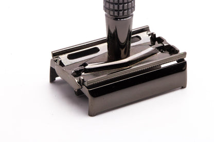 Weishi Gun Metal TTO Double Edge Safety Razor With Case & Mirror
