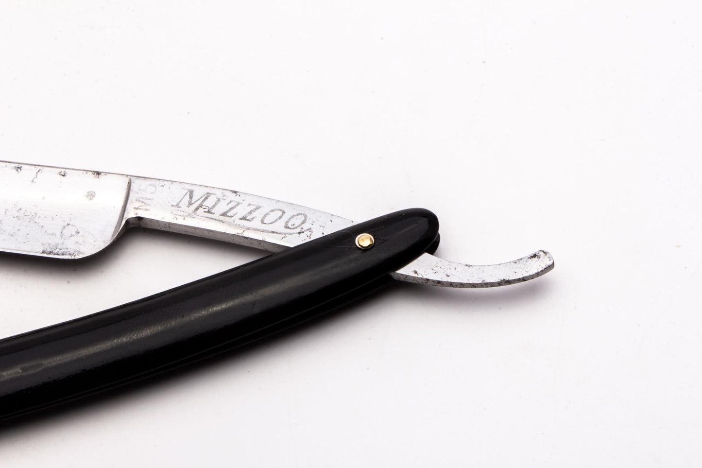 5/8'' Vintage Restored Mizzoo M5 Straight Razor
