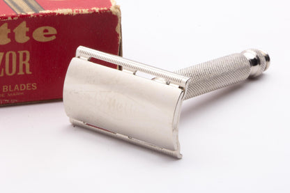 1962 H2 Gillette Ball End Tech DE Razor in Original Red Box | Original Condition