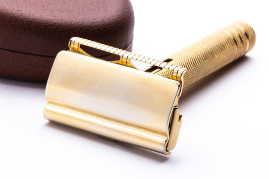 Shake Sharp Double Edge Safety Razor in Case | Original Condition