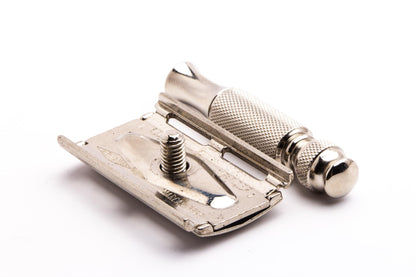 1966 Gillette L2 Travel Ball End Tech 3 Piece DE Razor