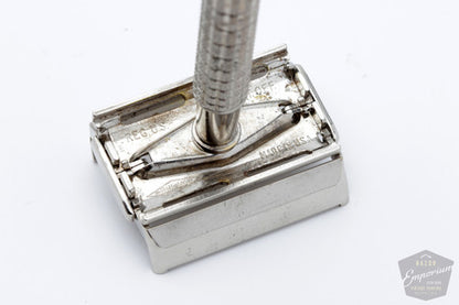 1959 Gillette E4 Flare Tip Regular Super Speed Safety Razor