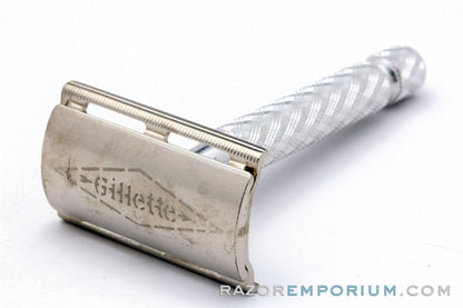 1960's Gillette British Ball End Tech Spiral Handle Razor w/ Case and Blades Made in England