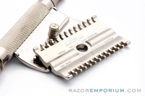 1930's Gillette NEW Short Comb Ball End Replica Handle with Revamped Head Double Edge Safety Razor