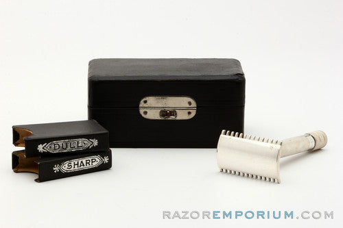 1905 Gillette Double Ring Old Type Safety Razor Set w/ Case NY & Blade Banks