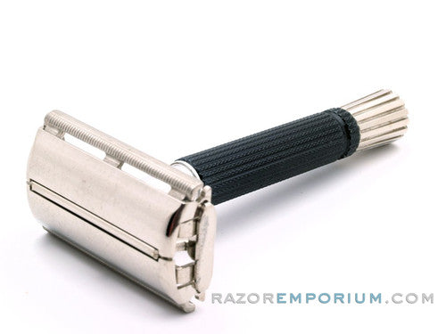 1969 O4 Gillette Black Handle Super Speed Safety Razor